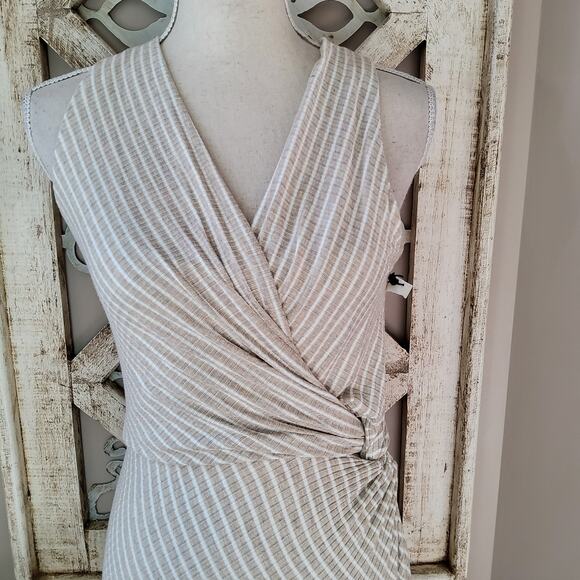 Bailey 44 Women's Sleeveless Faux Wrap Surplice Tiva Mini Dress in Linen & White - Picture 4 of 15